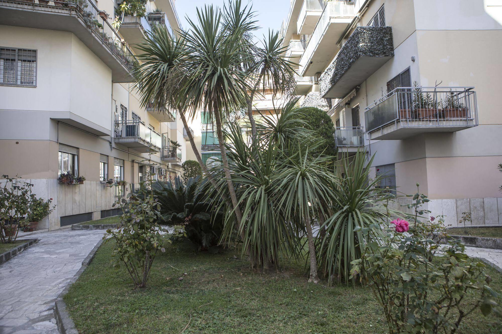 Bed & Breakfast Dreams Of Roma