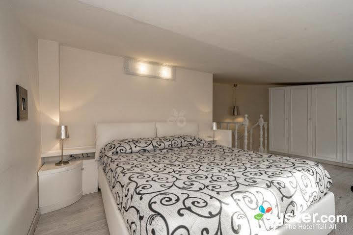 Bed & Breakfast Black And White Roma