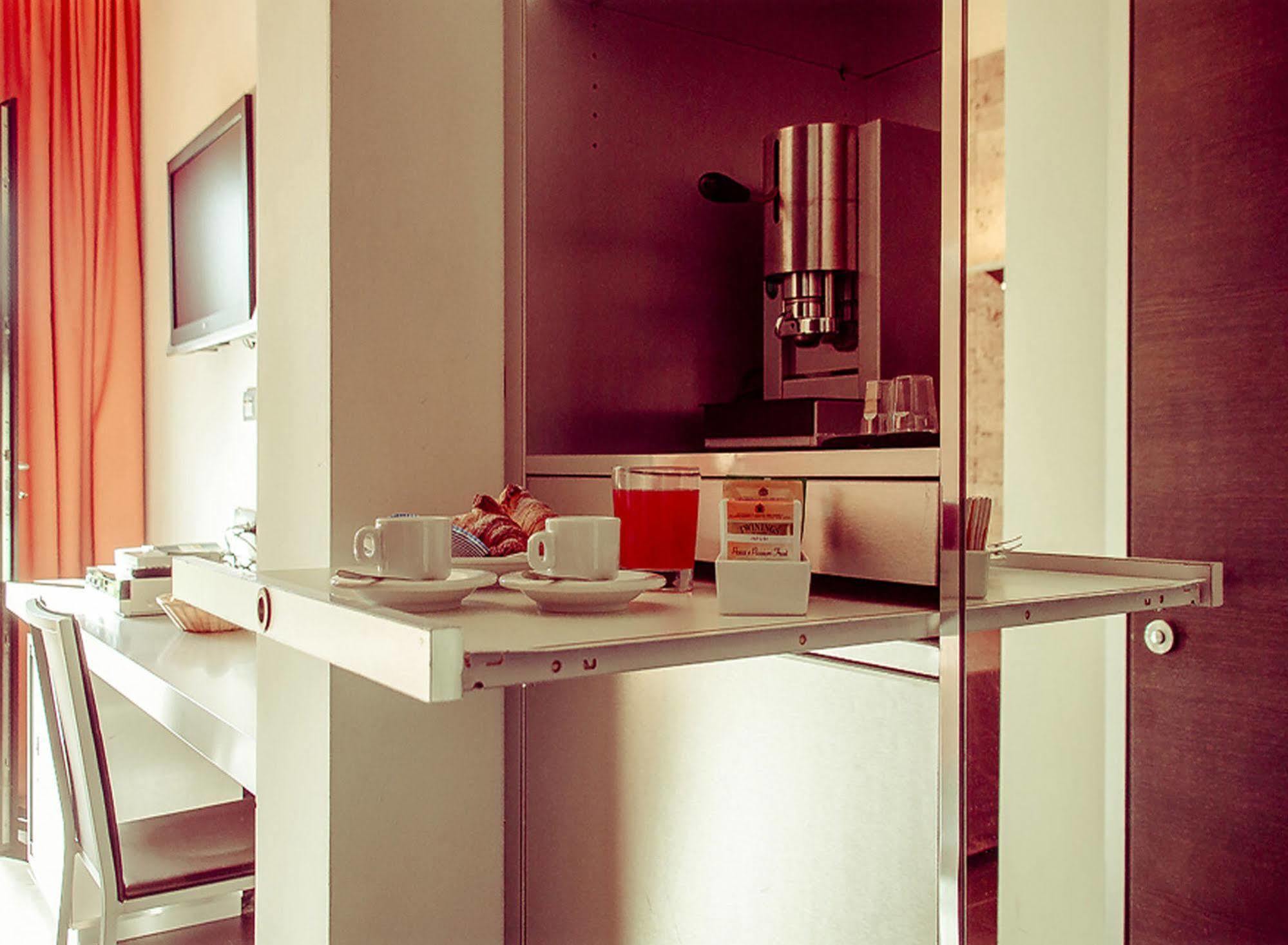 Hotel Ways Garden & Leisure Roma