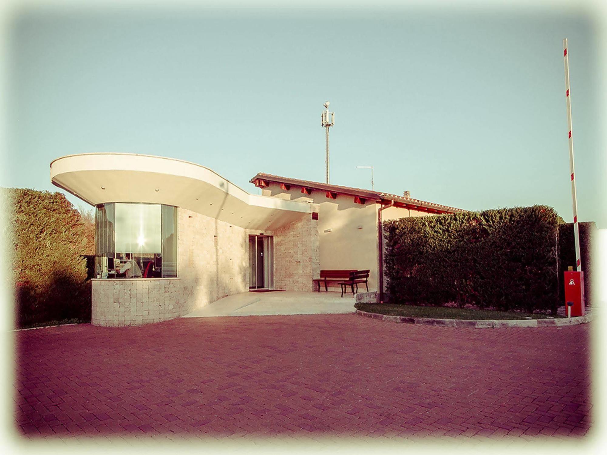 Ways Garden & Leisure Hotel Roma