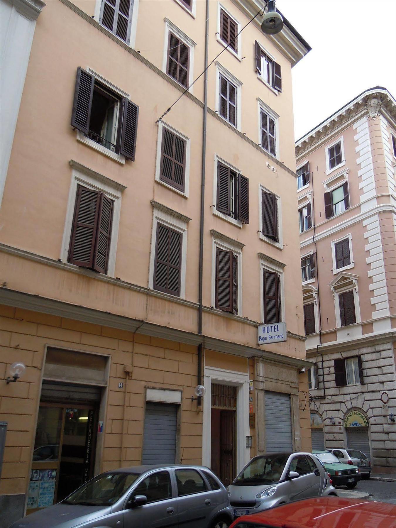 Hotel Papa Germano 2*