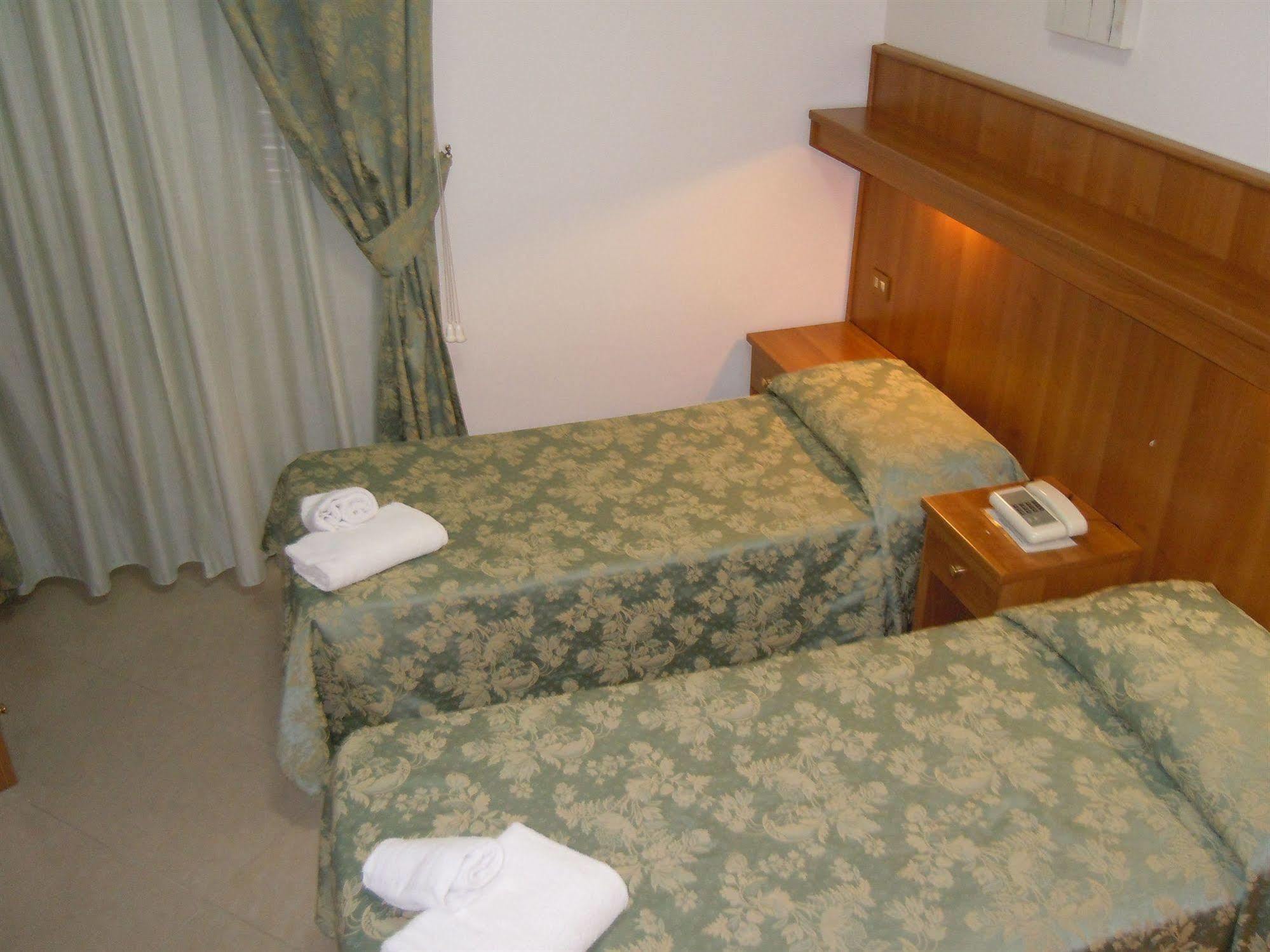 Hotel Papa Germano 2*
