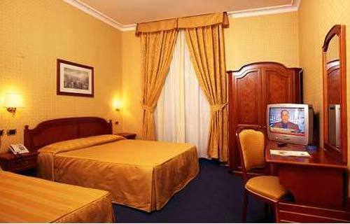 Amadeus Hotell 3*