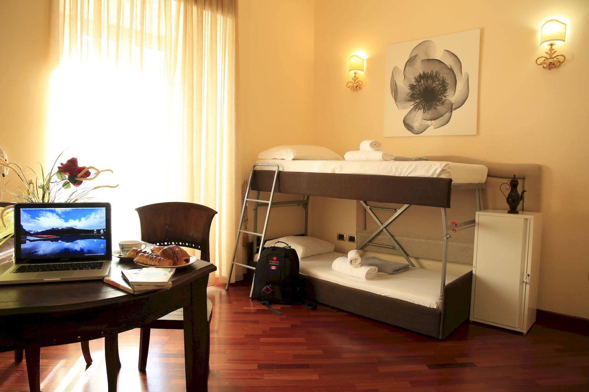 Hostal Nika