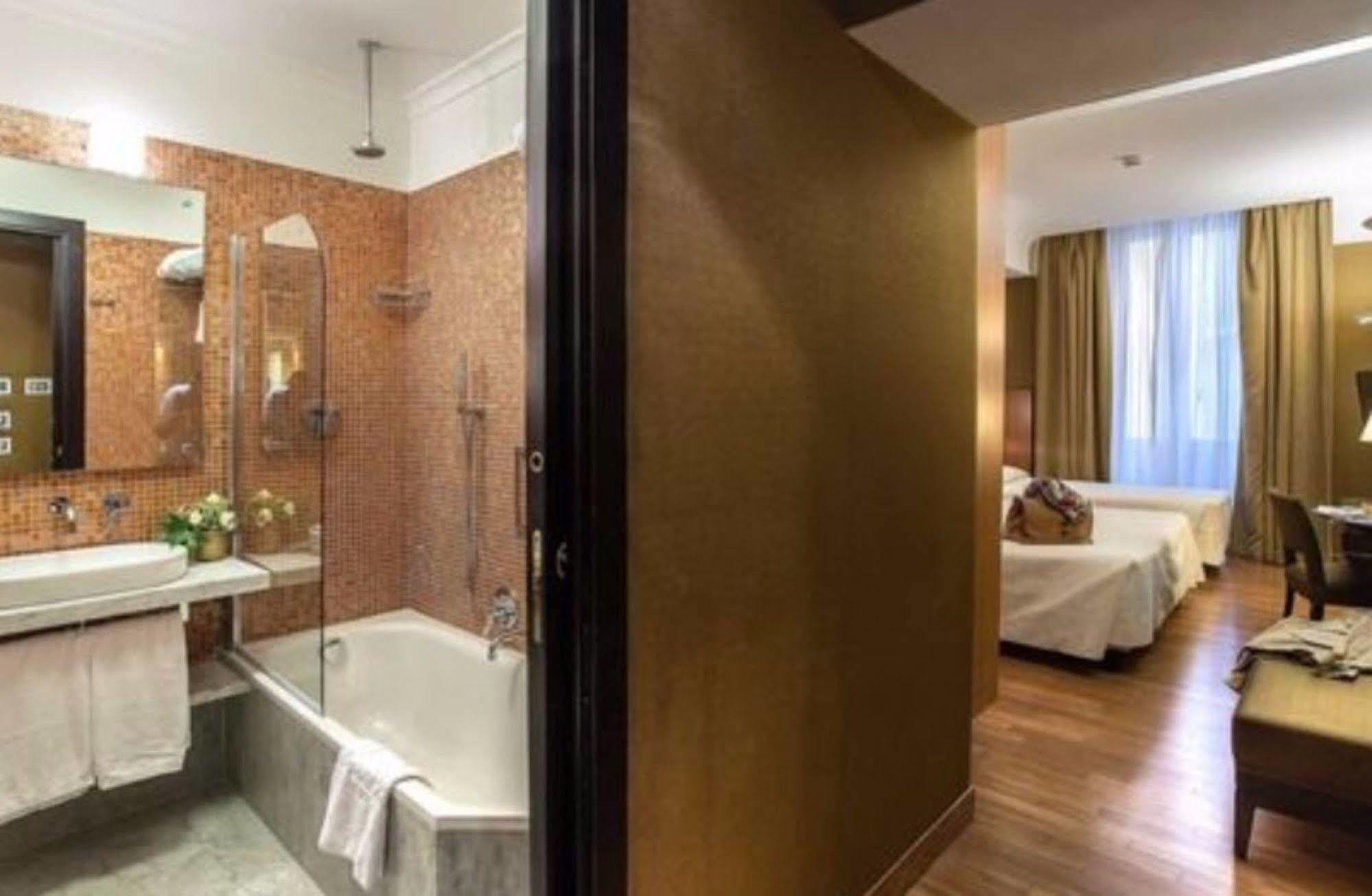 Hotell Del Senato 3*