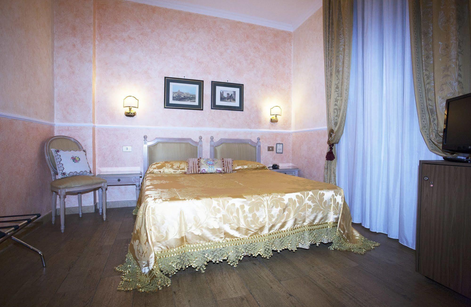 Doria Palace Boutique Rom