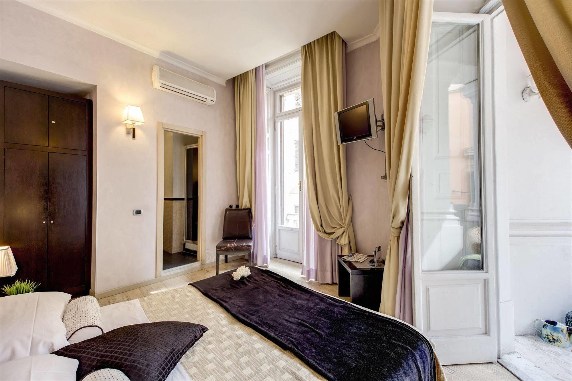 Le Petit Roma