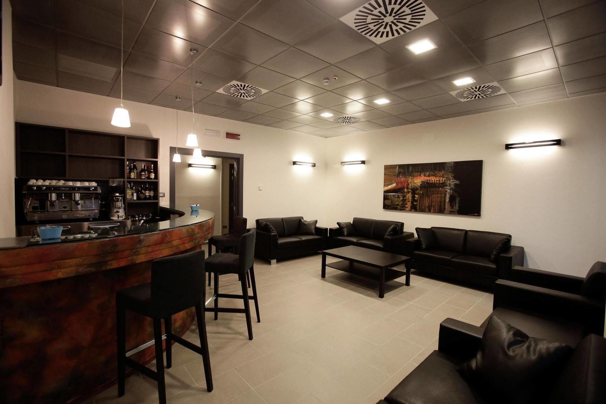 Artis Hotell