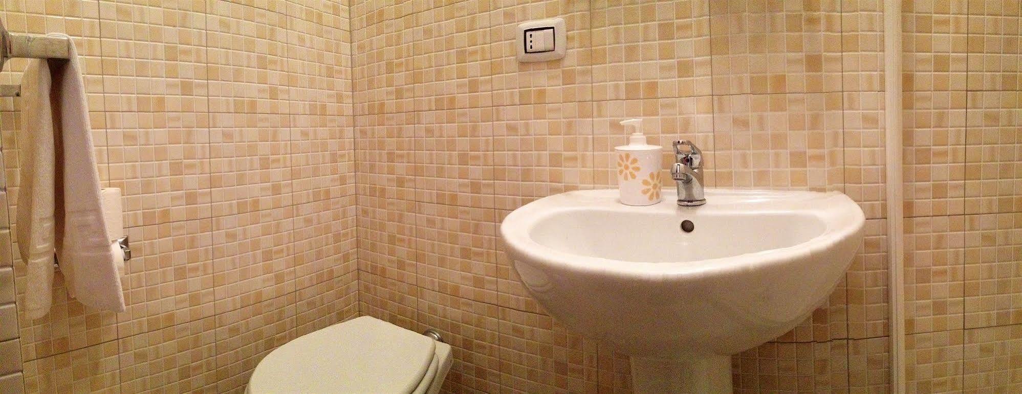 Guest house Meltin' 2*