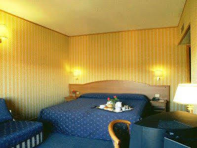 Hotel Park Dei Massimi 4*