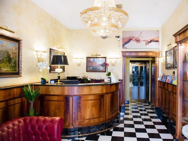 Hotell Amadeus 3*