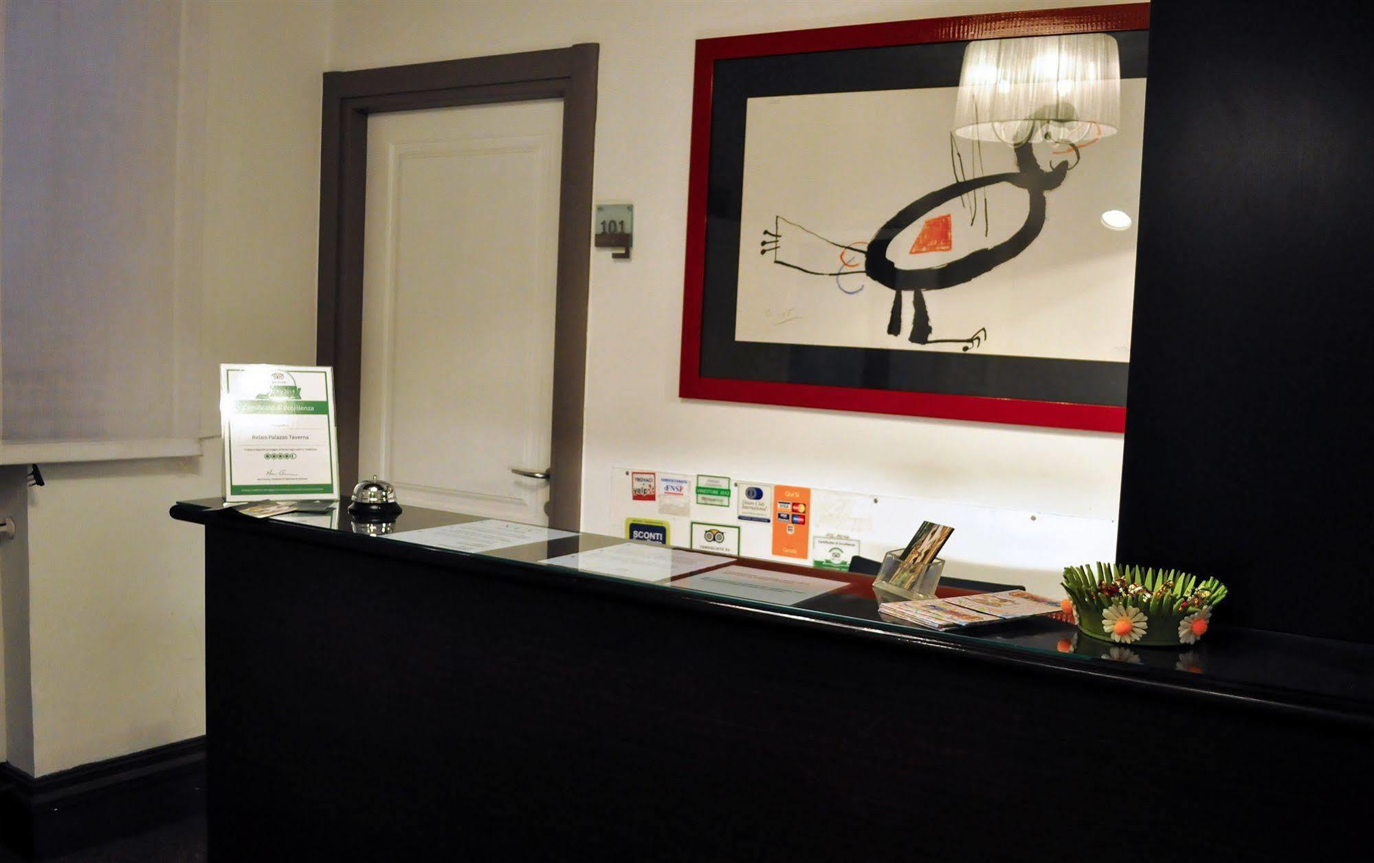 Pensión Relais Palazzo Taverna