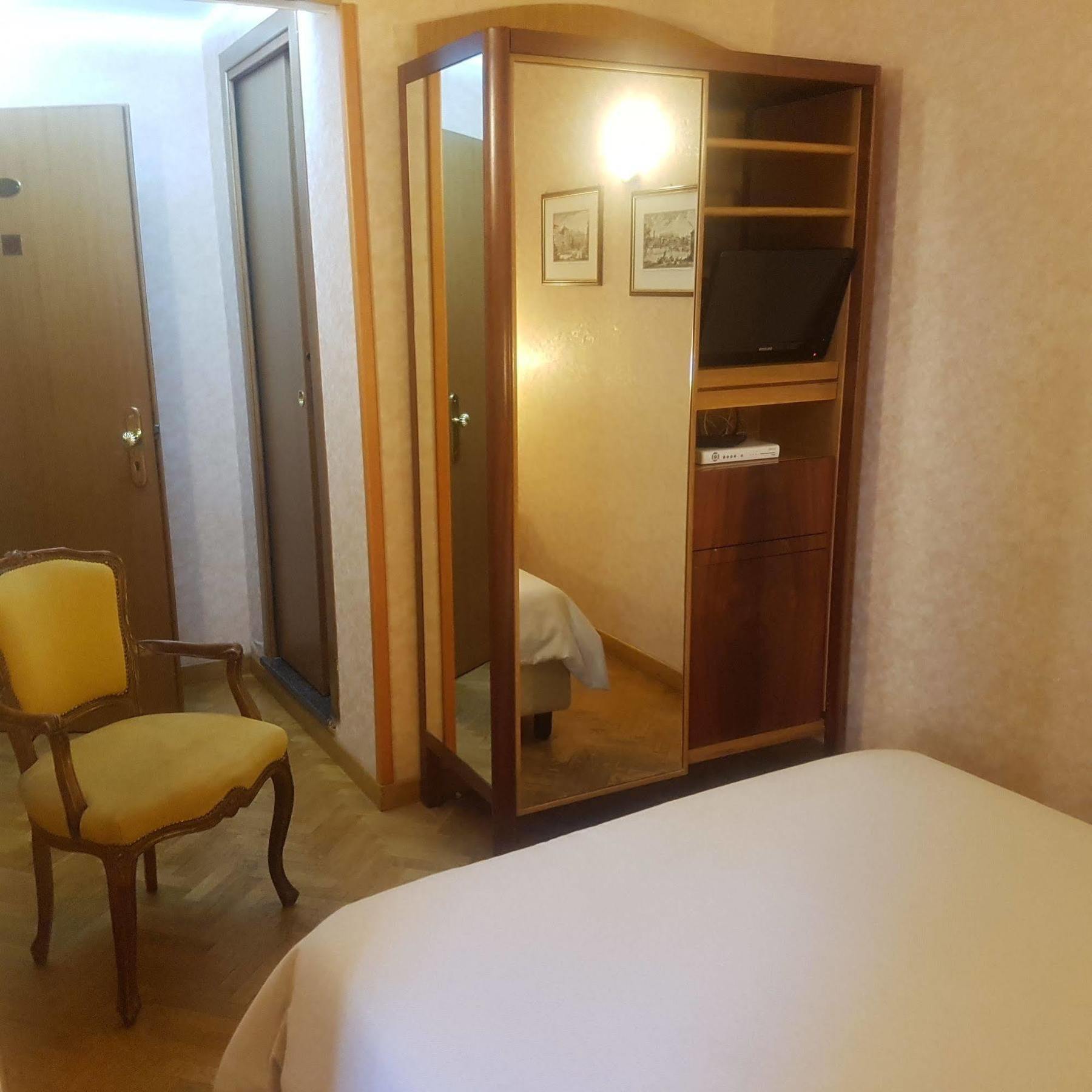 Hotel Fori Imperiali 3*