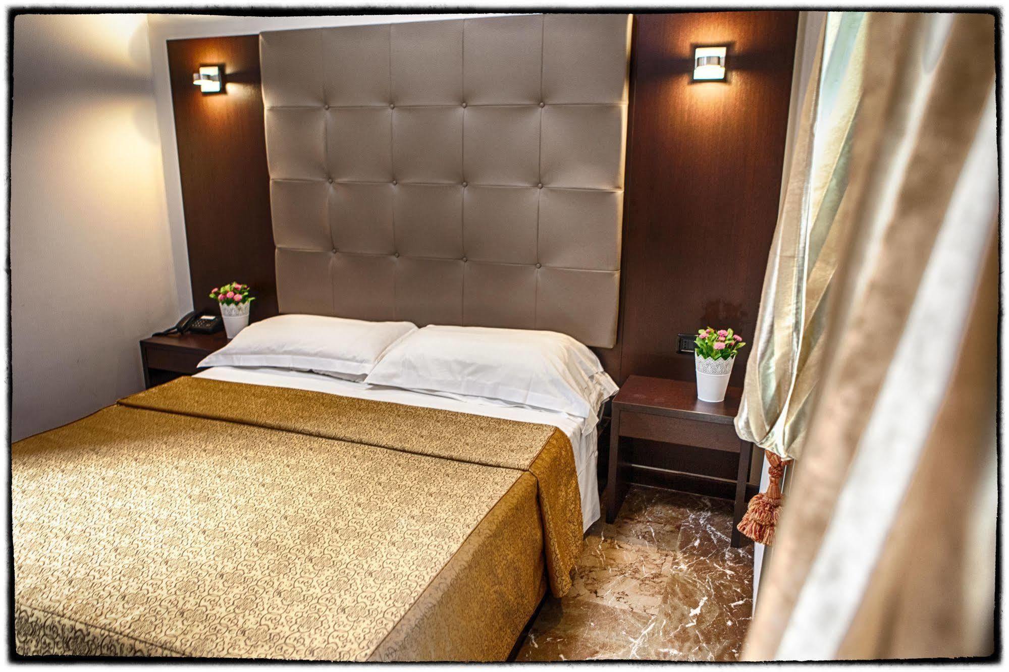 D'este Hotell