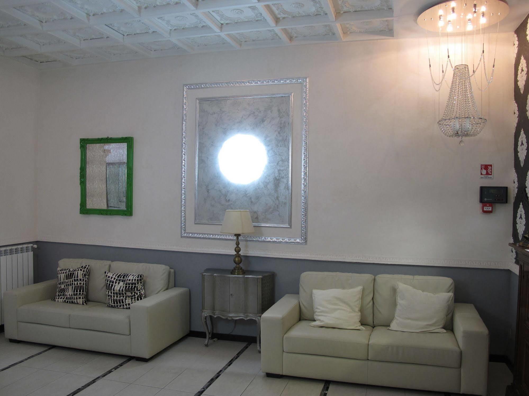 D'este Hotell