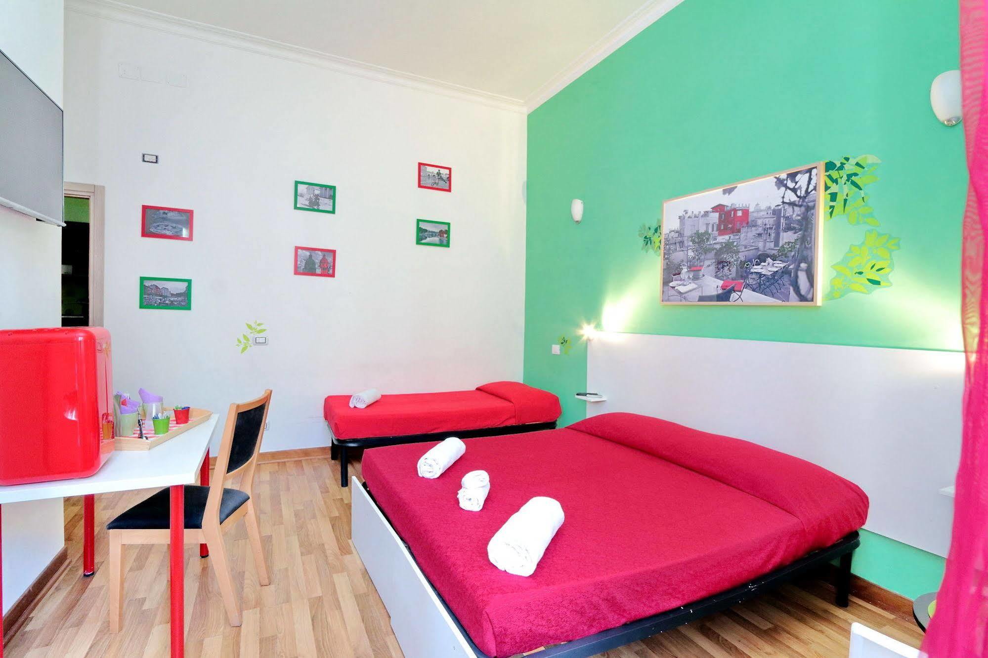 Gjestgiverier Lucky Domus Roma