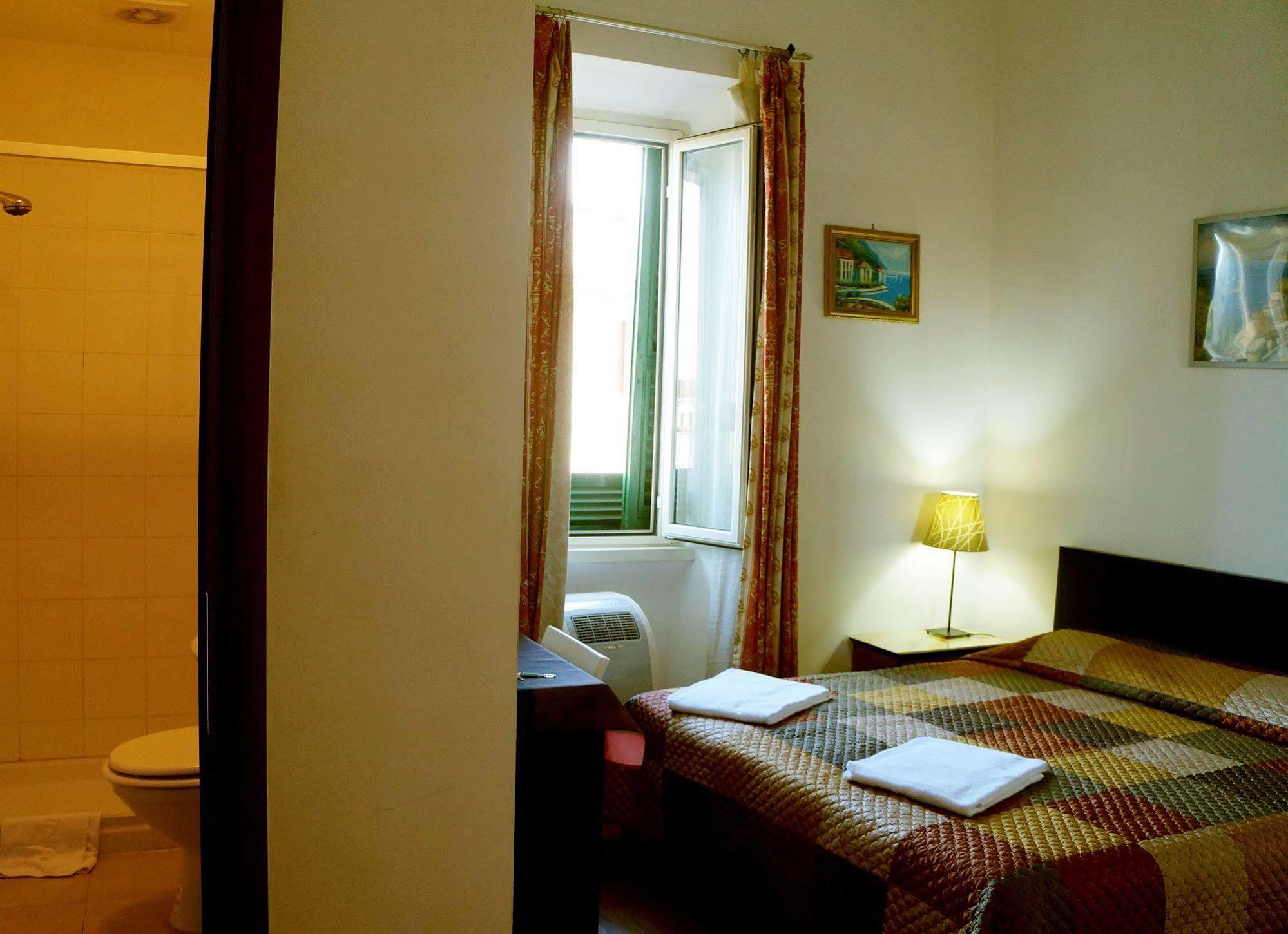 Casa Dell'amicizia Bed & Breakfast Roma