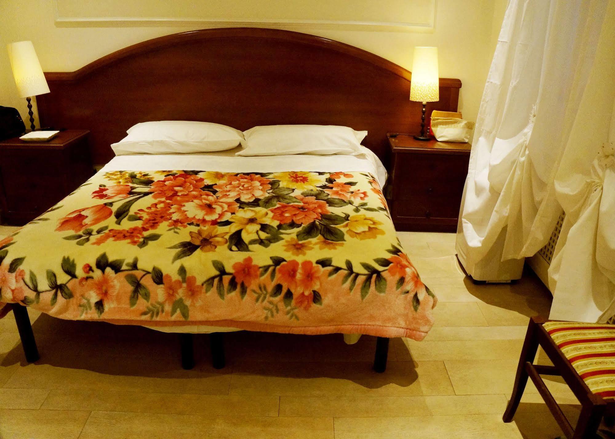 Casa Dell'amicizia 2* Roma