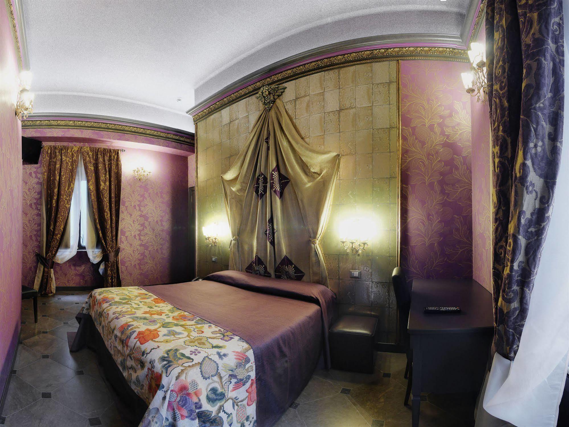 Antica Dimora Delle Cinque Lune Hotel Rom