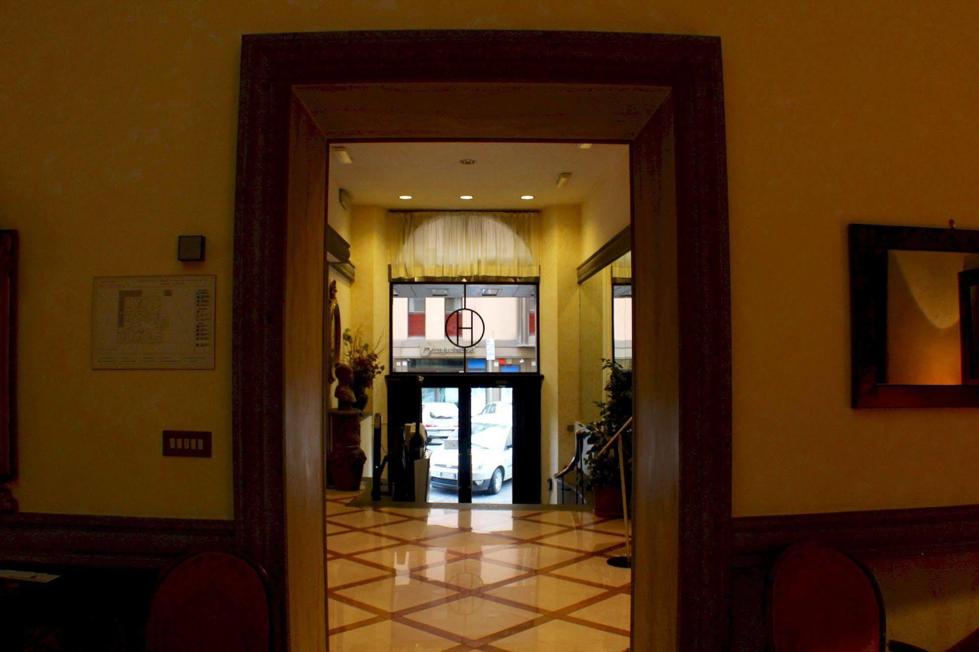 Hotell Grand Olympic Aurum Roma
