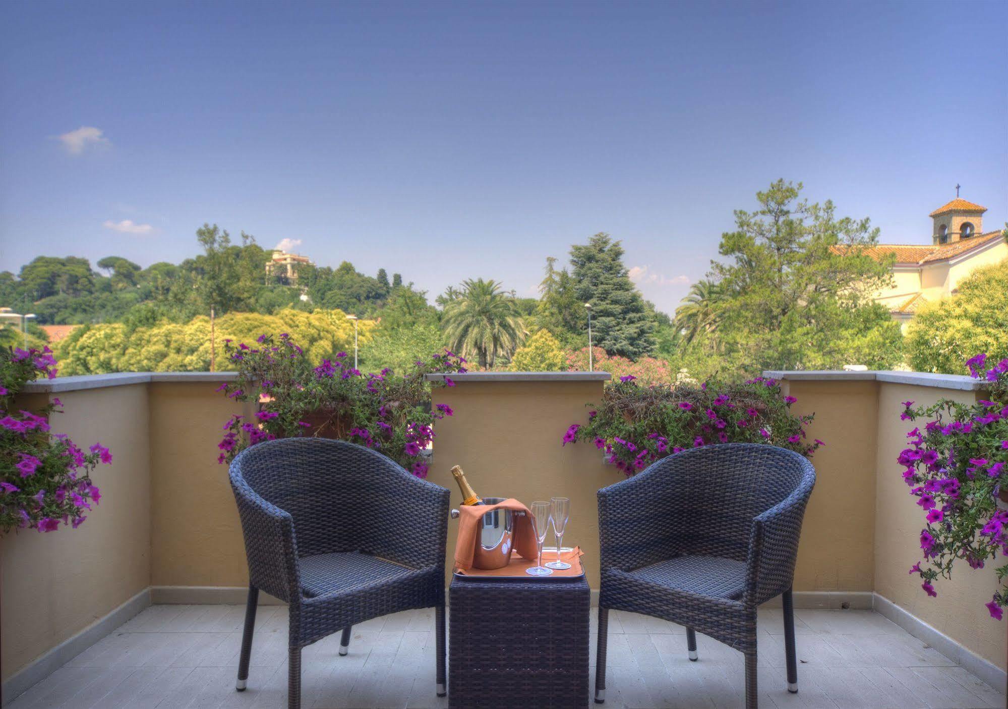 Hotel Point Roma