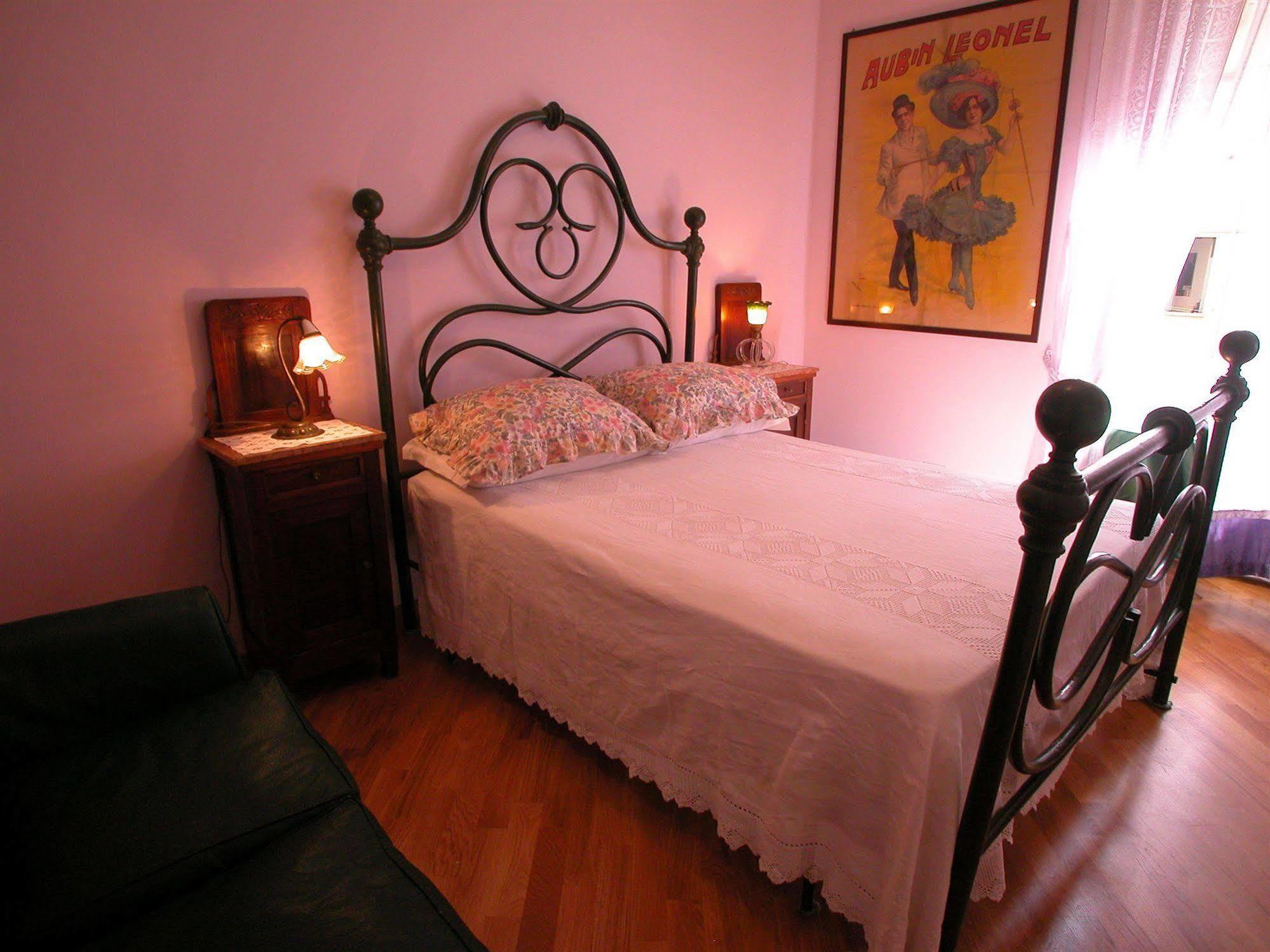 Casa de hóspedes Vacanze Romane 2*