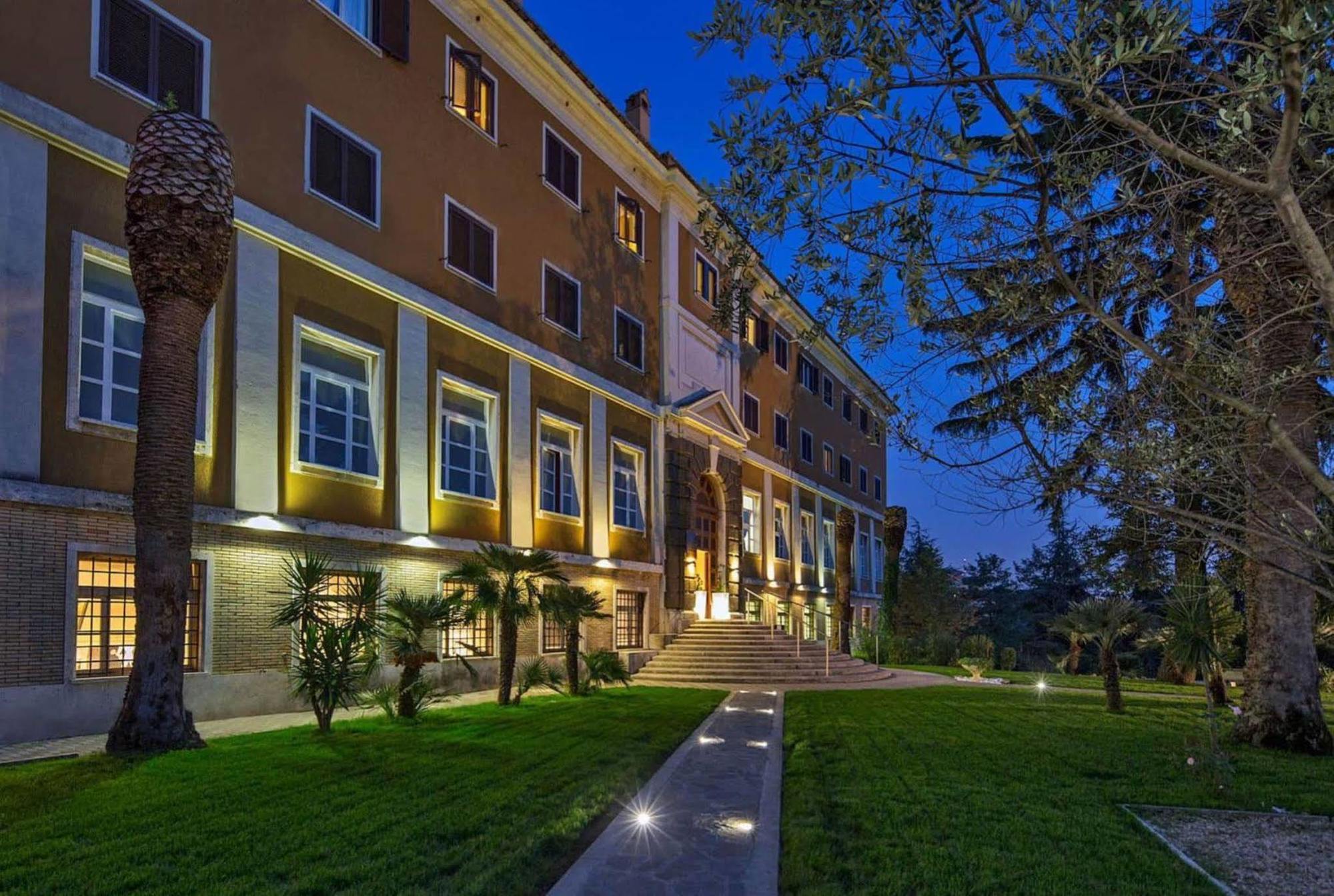 Lh Excel Montemario 4* Roma