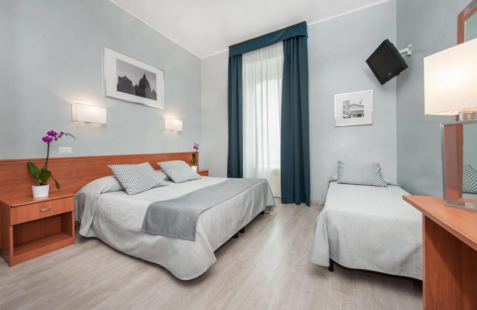 Hotel Roi *