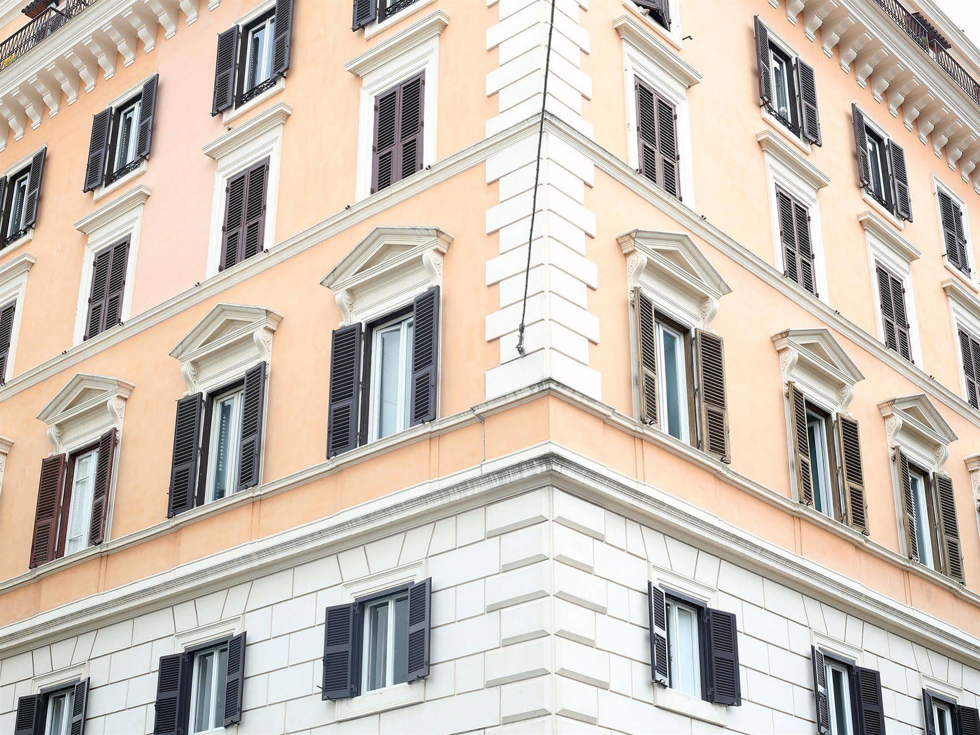 Piccolo Di Piazza Di Spagna 2* Roma
