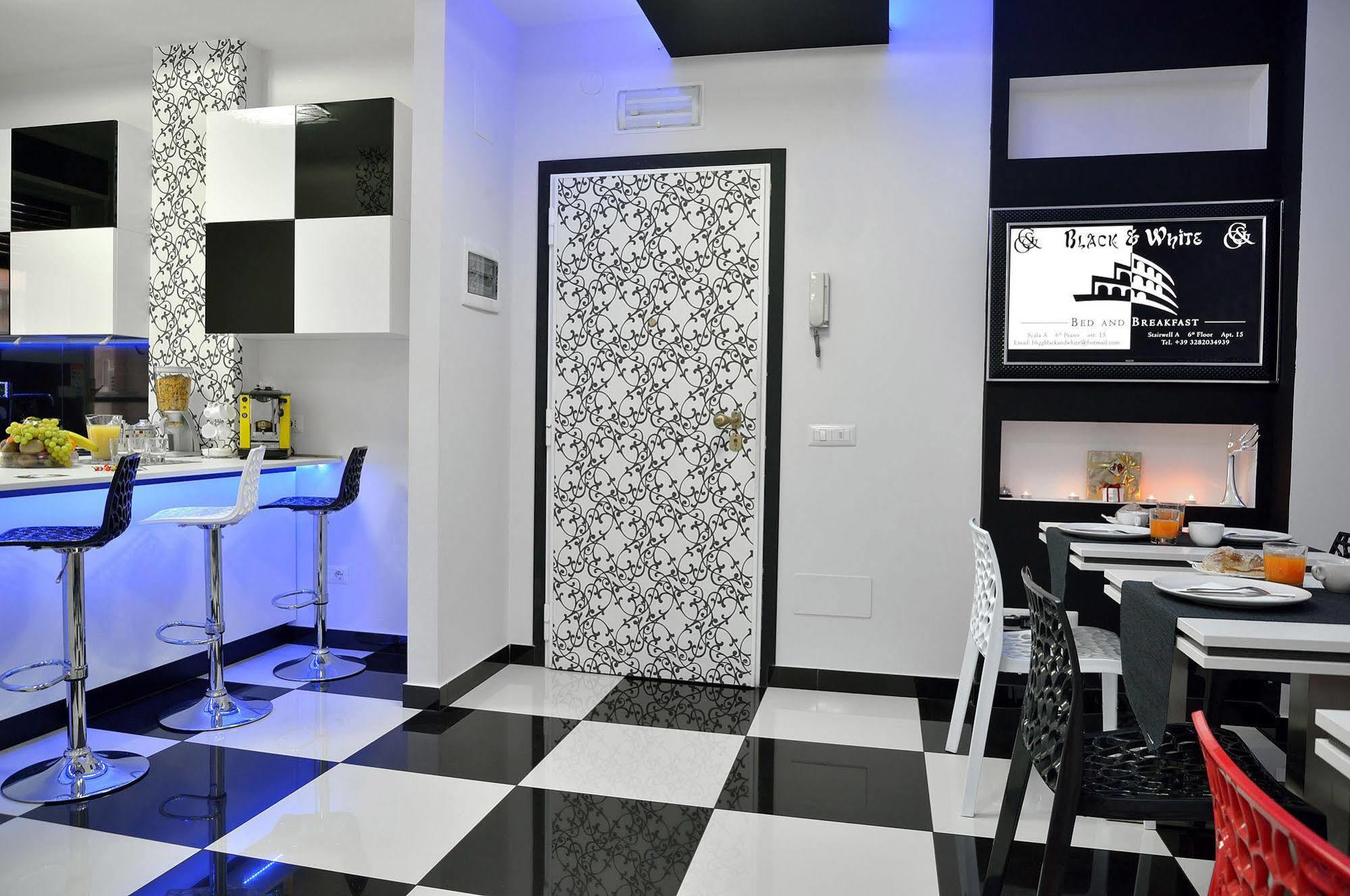 Alojamento de Acomodação e Pequeno-almoço Black & White G&g Roma