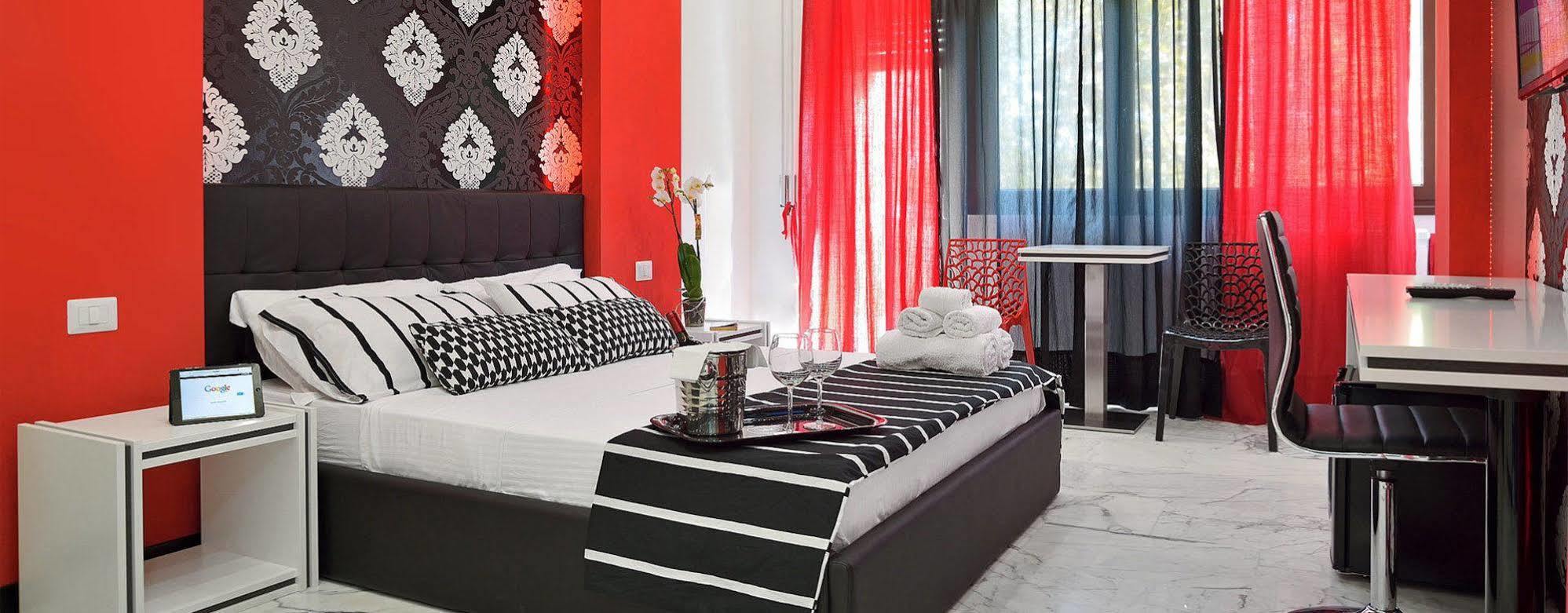 Bed and breakfast Black & White G&g