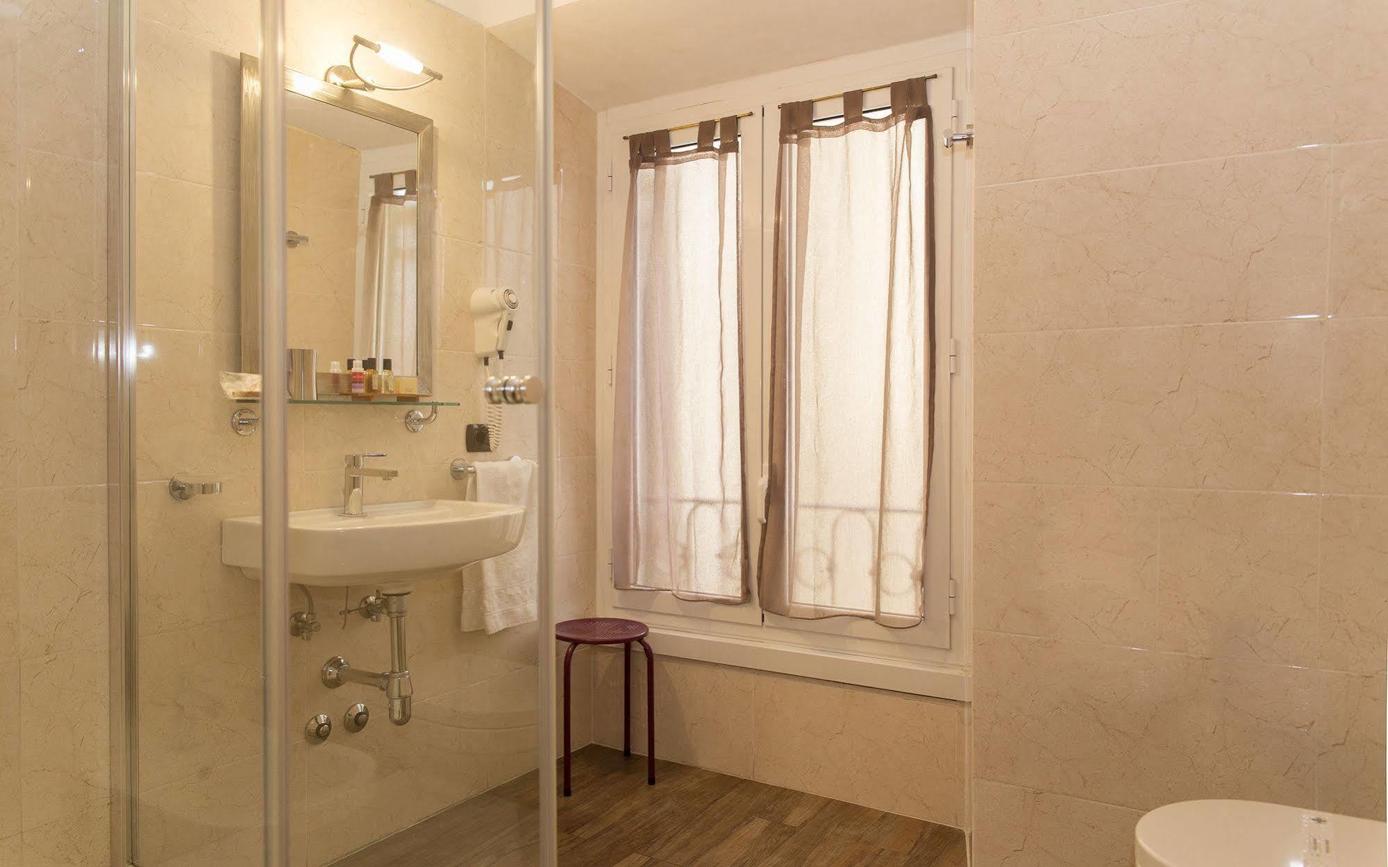 Rooms&suites Rom
