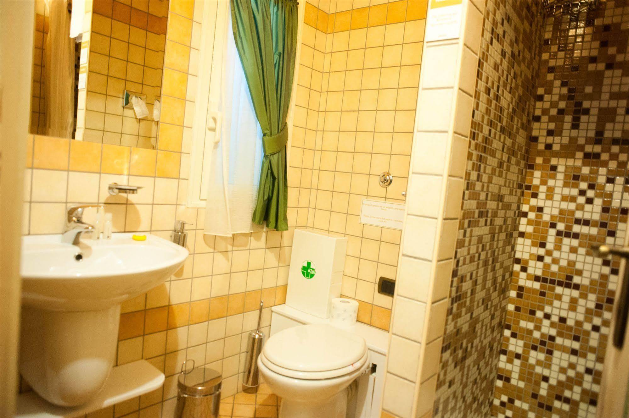 Gjestgiverier Almes Roma