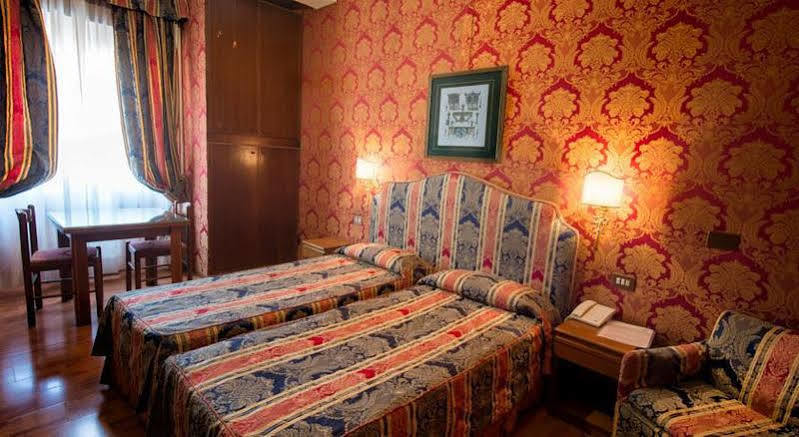 Ponte Bianco Hotel 3*