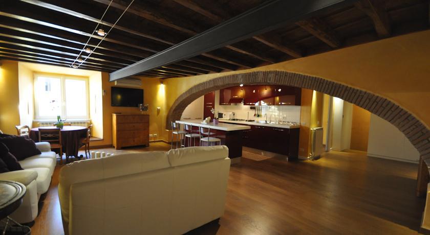 Holiday - City Center Apartamento