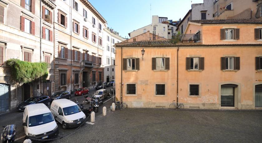 Holiday - City Center * Roma