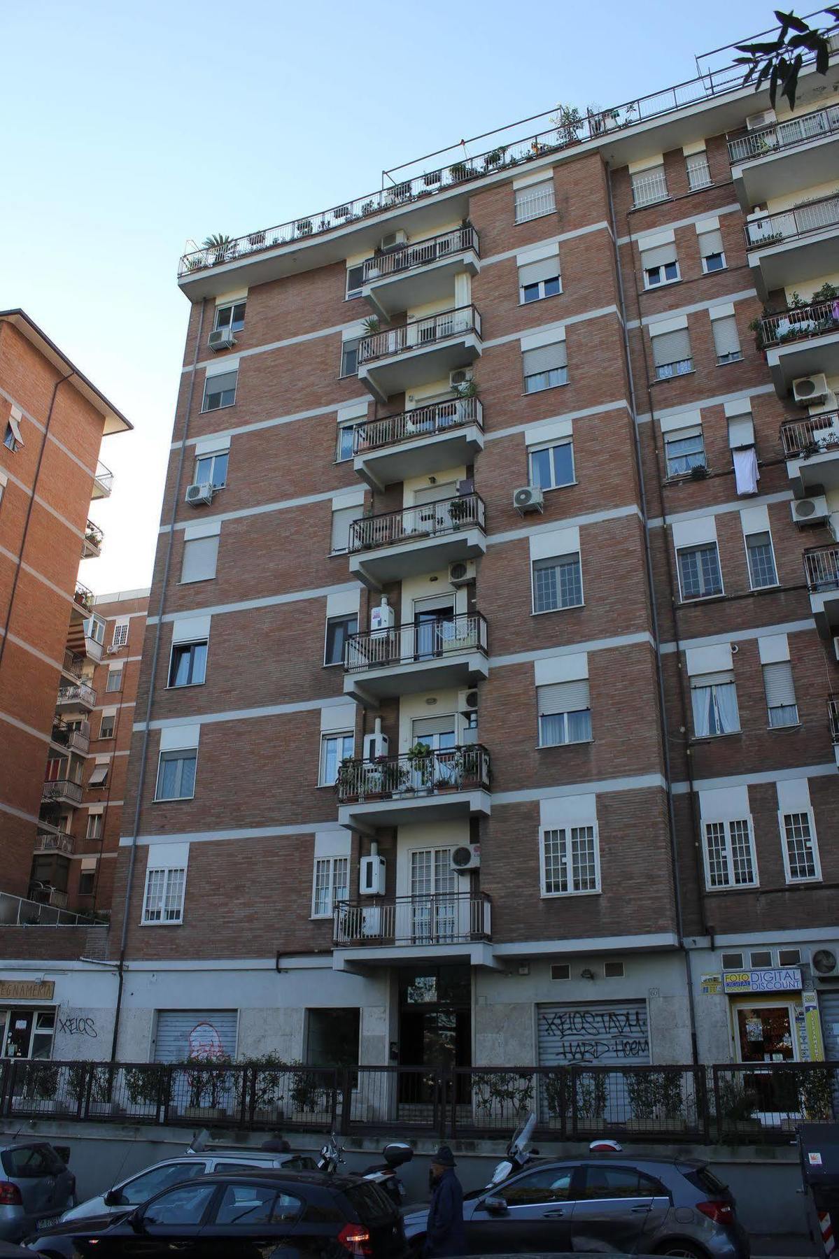 Aparthotel Tourist House 3*