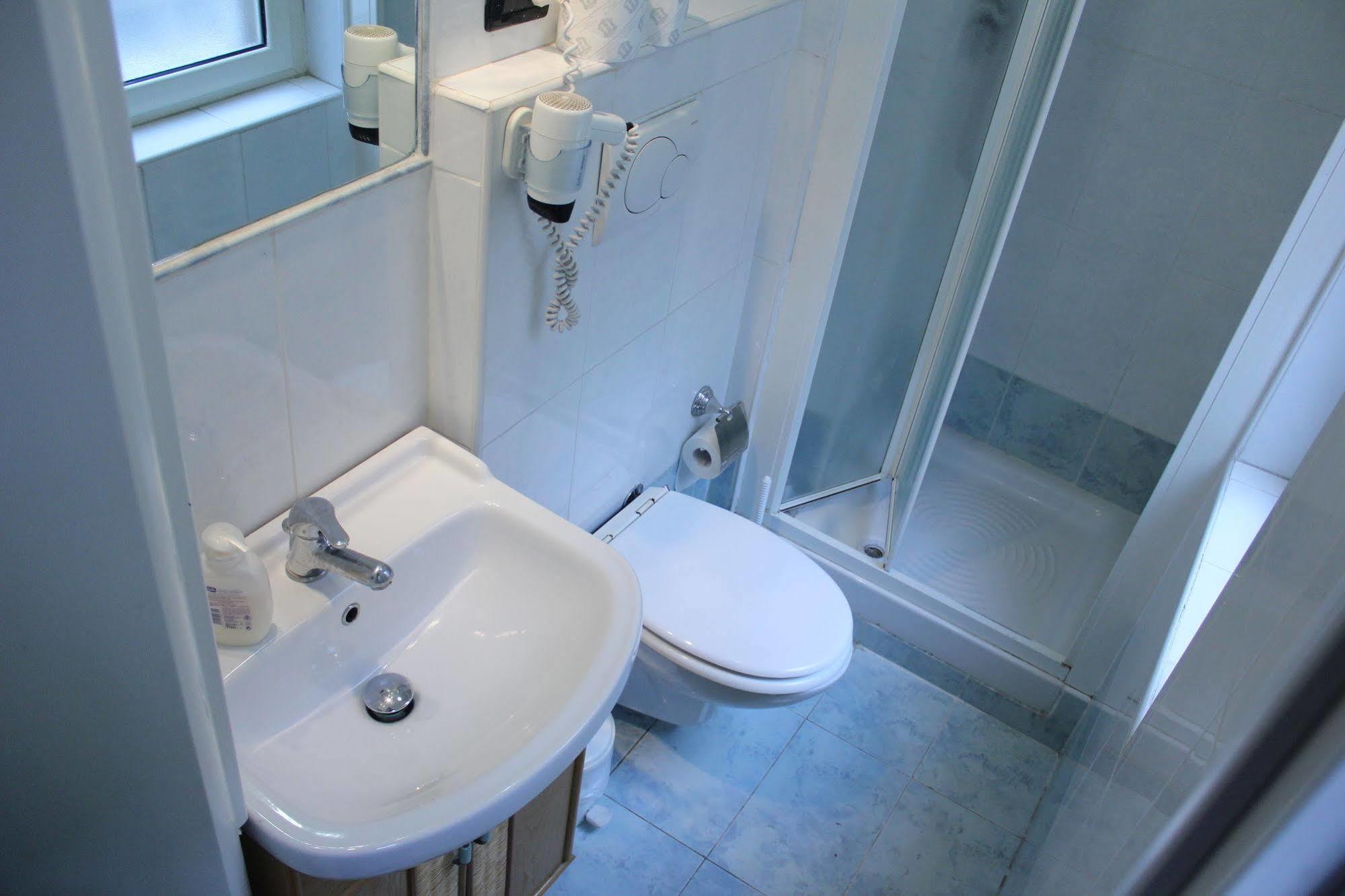 Tourist House Aparthotel 3*