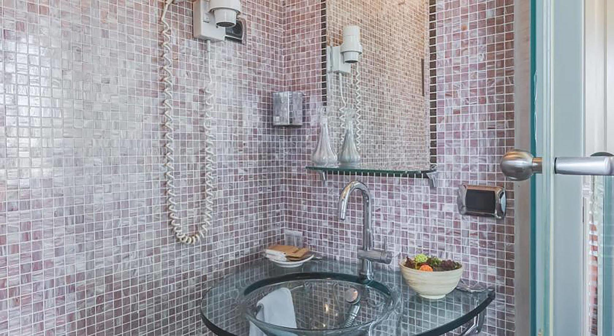 38 Viminale Street Gasthof 2*