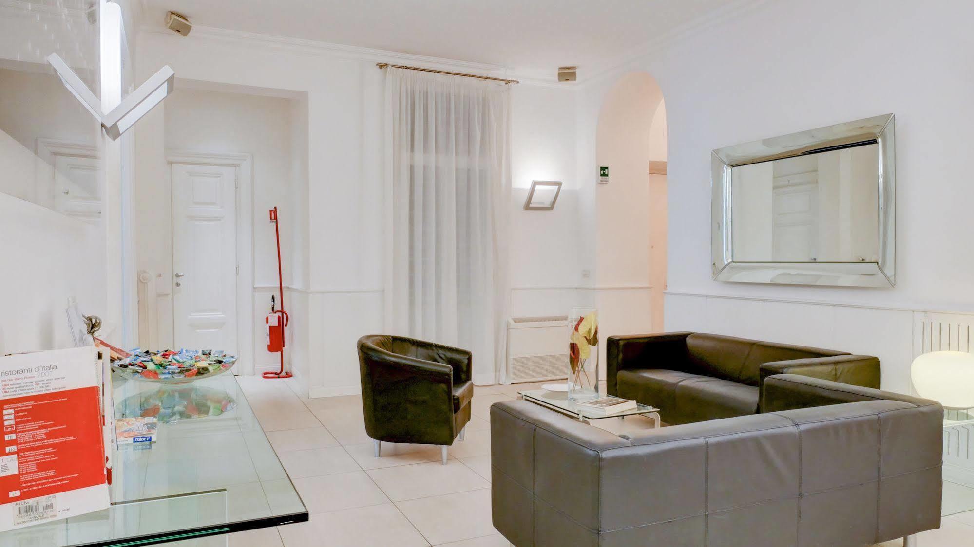 Hotel Enjoy Roma