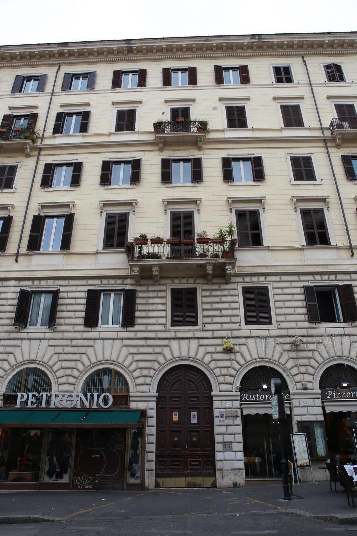 Hotel Enjoy Roma