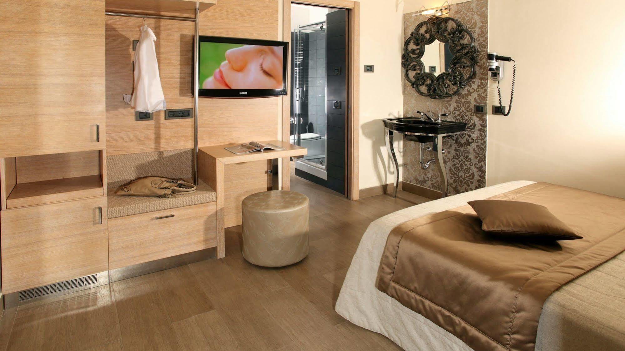 Class House Roma