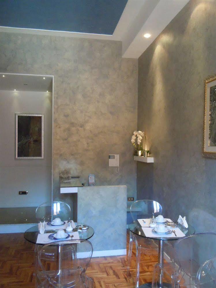 Relais Conte Di Cavour De Luxe 2* Roma