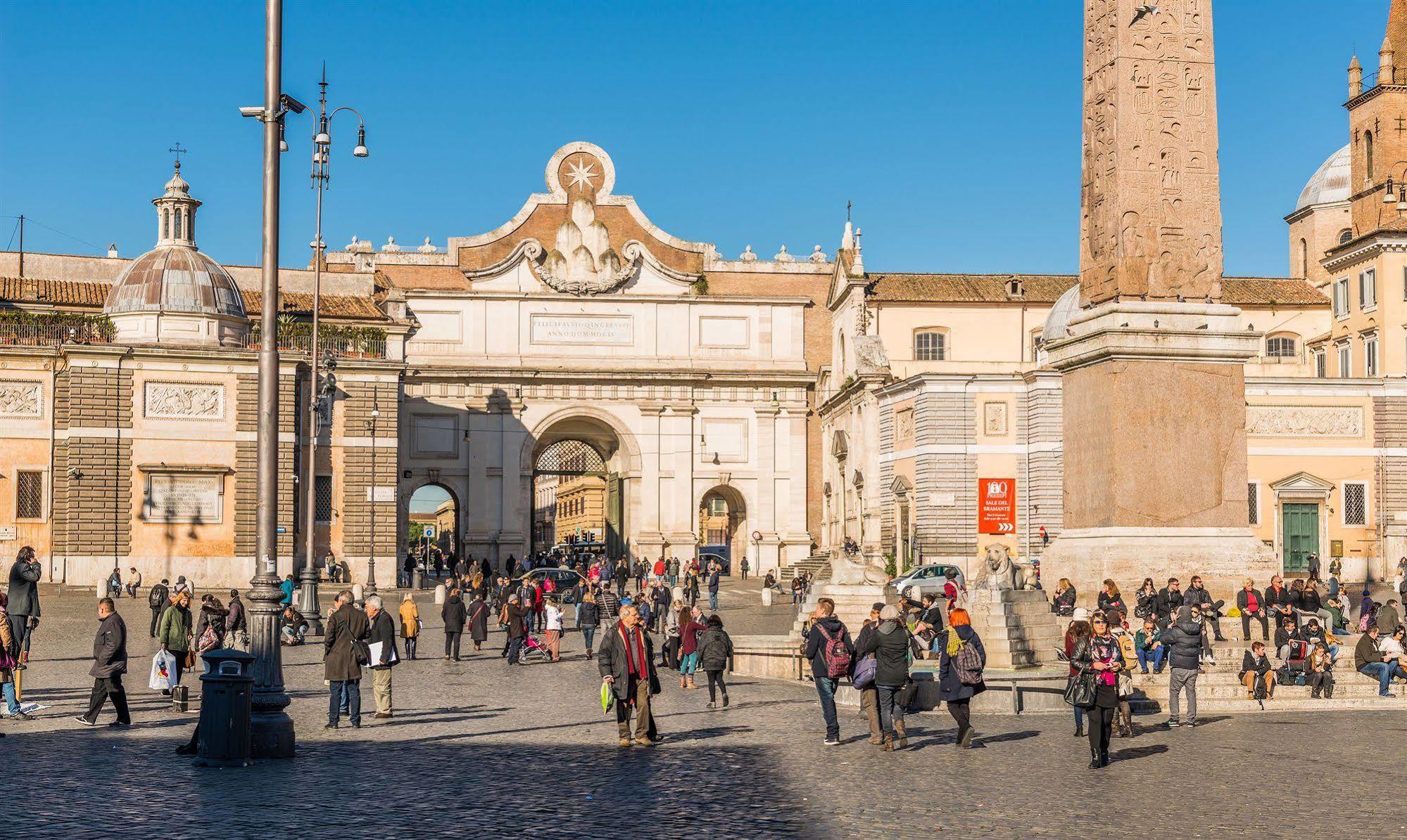 Martina A Piazza Del Popolo Gasthof Rom