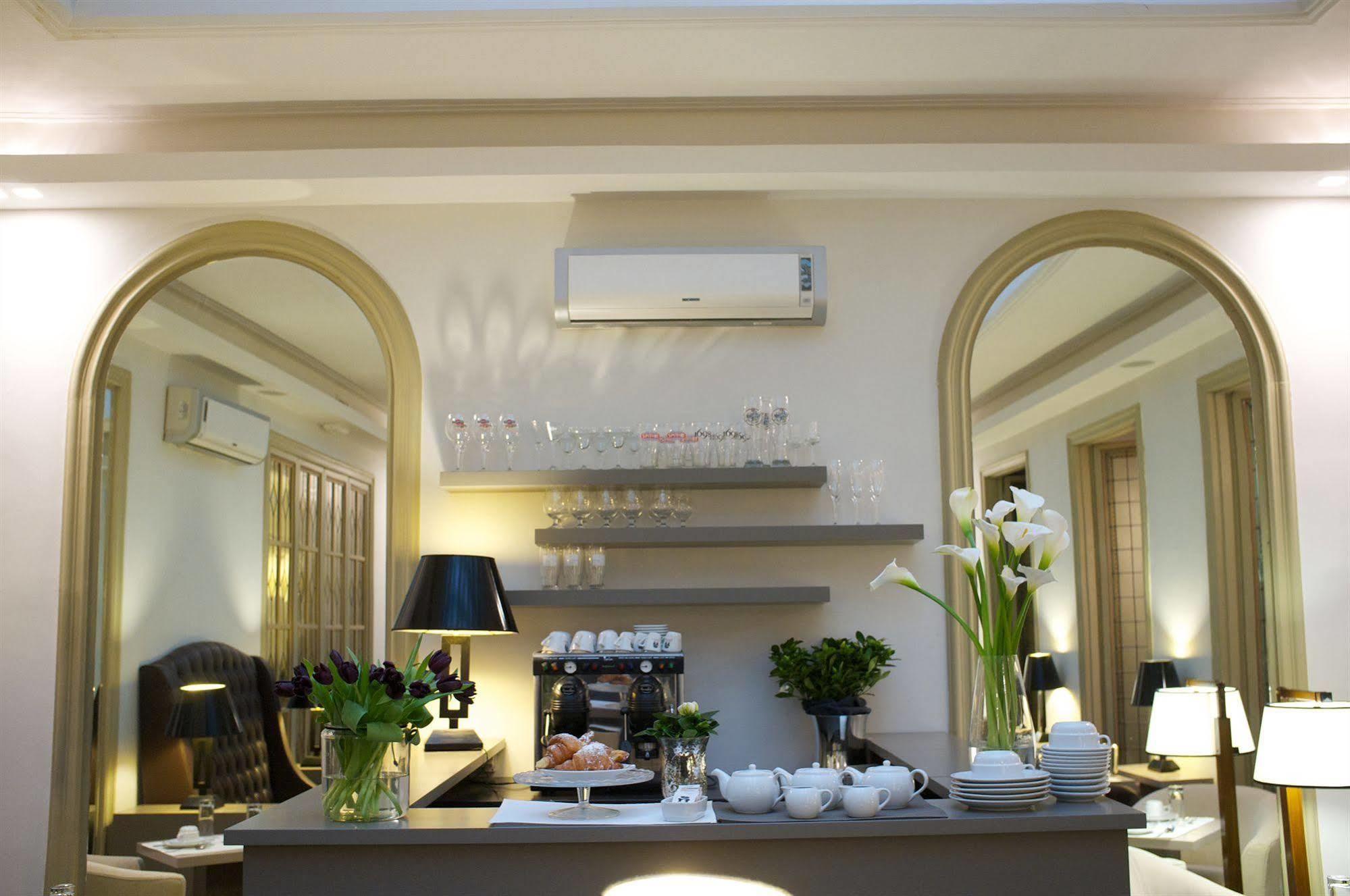 Piazza Farnese Luxury Acomodação com café da manhã  2*