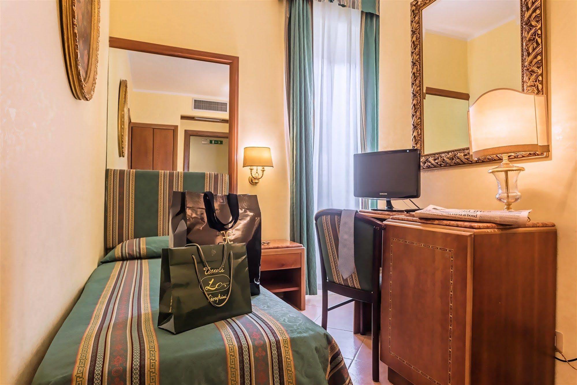 Raeli Noto Hotel Roma