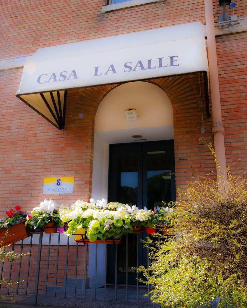 Casa de hóspedes Casa La Salle - Vaticano 3*