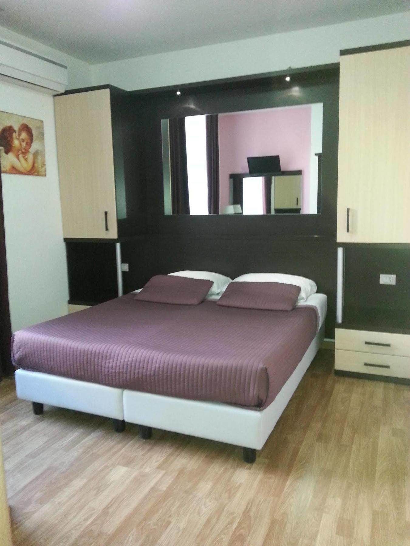 Manzoni Holidays Roma