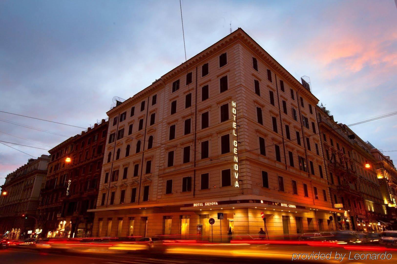 Genova Hotell 4*