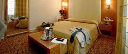 Opera Affittacamere 3*